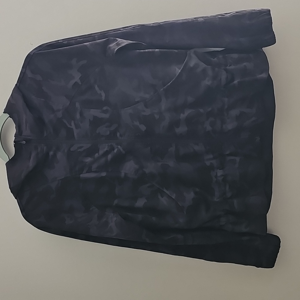 Lululemon Pack It Up Camo Hooded Jacket. Excellent Condition!! Sz 6, Dont Miss!!